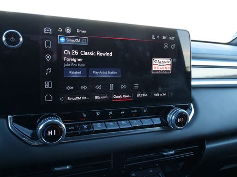 Certified 2025 GMC Canyon Elevation w/ Convenience Package image 27