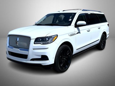 Used 2022 Lincoln Navigator L Reserve AWD/4WD image 1