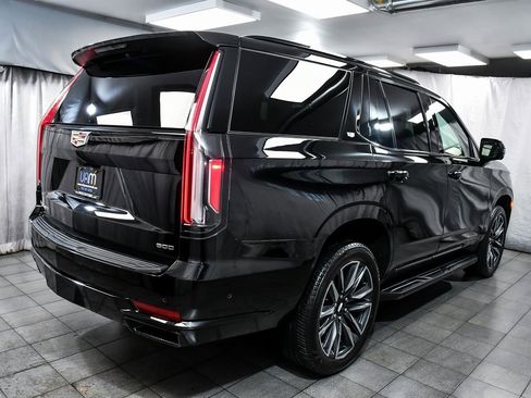 Used 2024 Cadillac Escalade Sport image 6