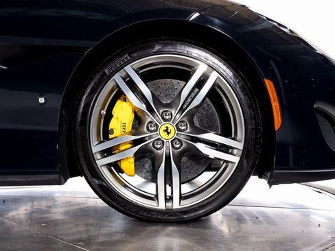 Certified 2019 Ferrari Portofino image 21