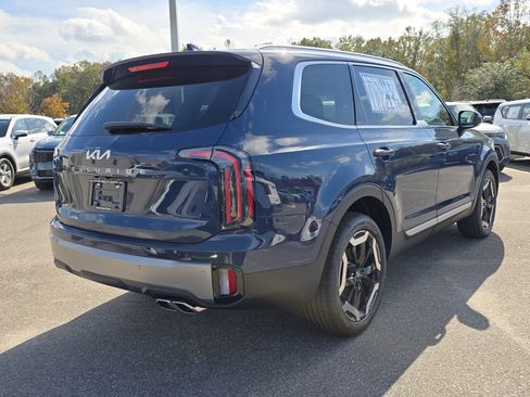 New 2025 Kia Telluride EX image 8