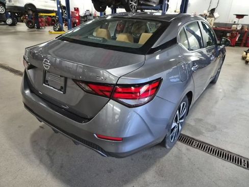Used 2023 Nissan Sentra SV w/ SV Premium Package FWD image 8