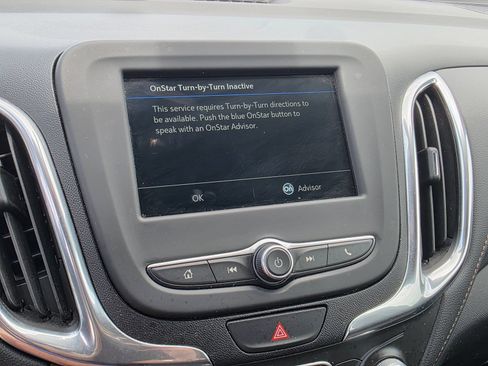 Used 2019 Chevrolet Equinox LT FWD image 16