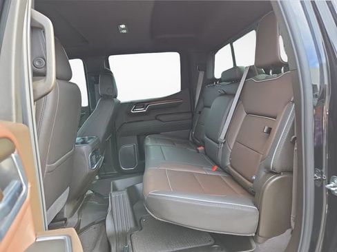 Used 2025 GMC Sierra 1500 Denali AWD/4WD image 15