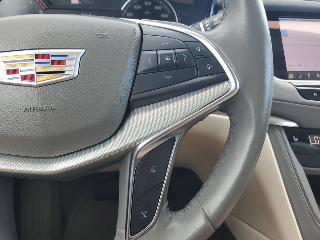 Used 2023 Cadillac XT5 Premium Luxury FWD image 22