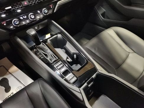 Used 2023 Honda Accord EX-L image 16