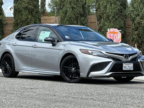 Used 2024 Toyota Camry XSE FWD image 2