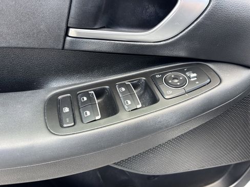 Used 2022 Hyundai Sonata SE image 12
