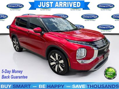 Used 2025 Mitsubishi Outlander SE