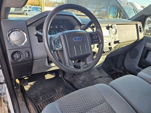 Used 2011 Ford F350 XLT w/ FX4 4X4 Off-Road Pkg image 13