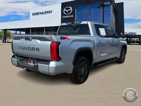 Used 2025 Toyota Tundra SR5 w/ SR5 Convenience Package AWD/4WD image 9