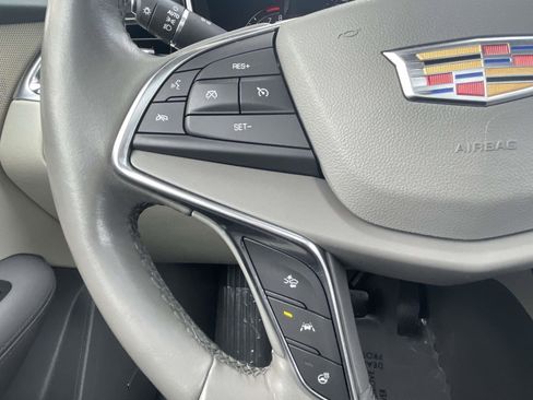Used 2019 Cadillac XT5 Luxury image 26