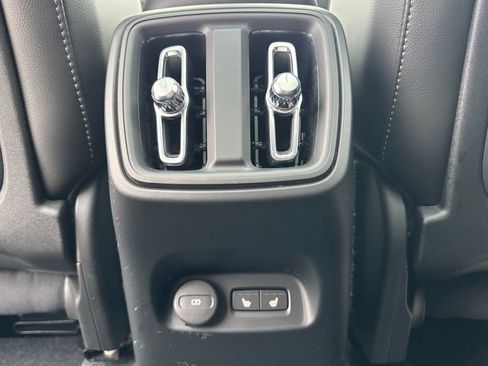 Used 2023 Volvo XC40 B5 Plus w/ Driver Assist Package AWD/4WD image 21