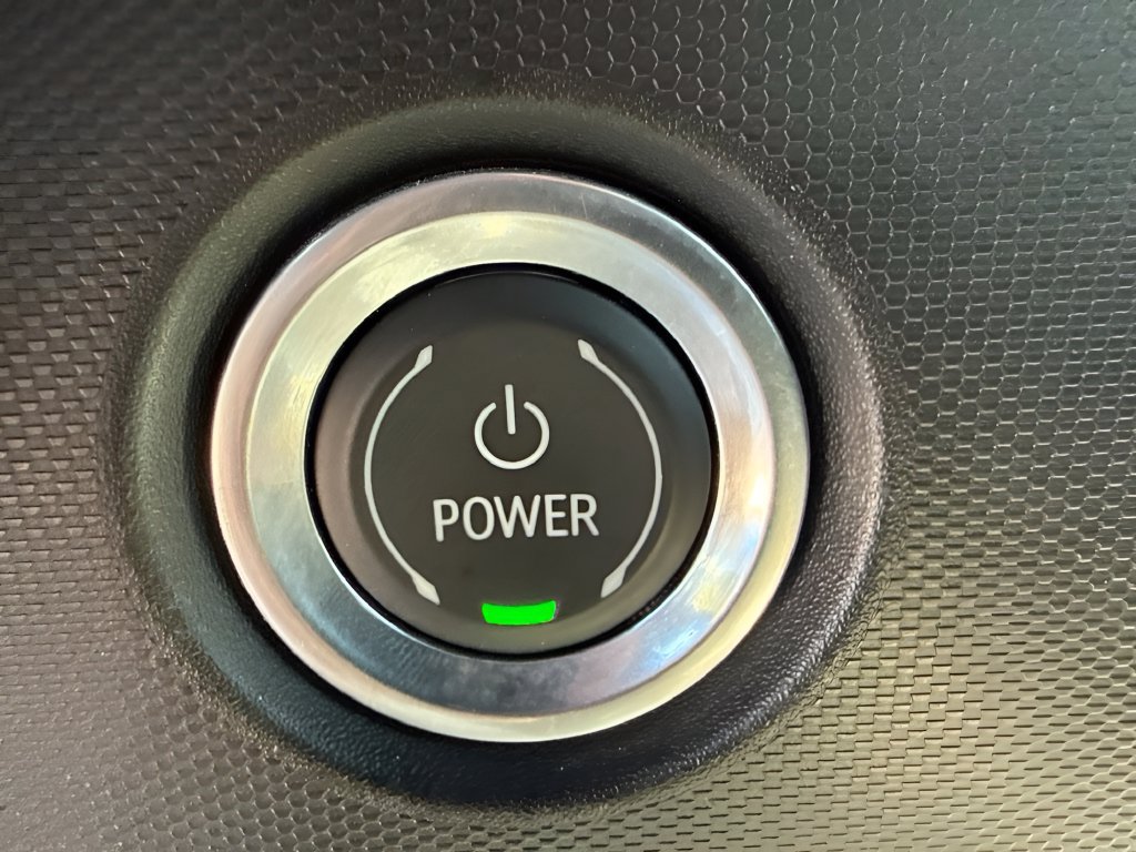 Used 2024 Chevrolet Brightdrop 600 w/ Battery Pack, Max Range AWD/4WD image 17