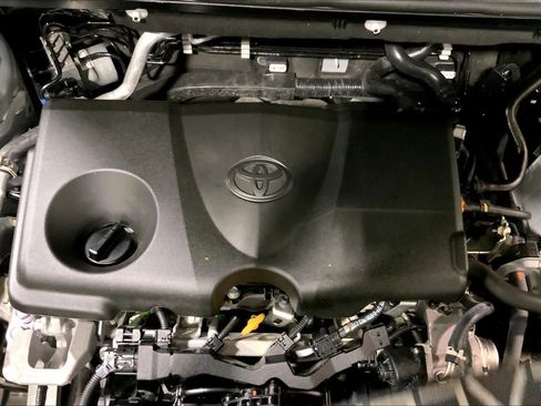 Used 2023 Toyota RAV4 LE AWD/4WD image 33