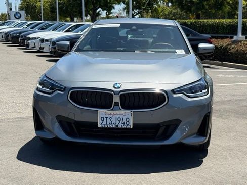 Used 2025 BMW 230i Coupe w/ Convenience Package RWD image 3
