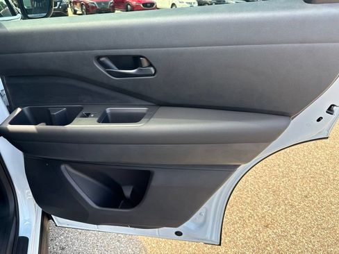 New 2026 Nissan Pathfinder SV AWD/4WD image 28