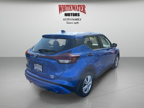 Used 2021 Nissan Kicks S FWD image 5