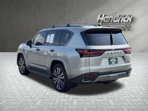 Used 2026 Lexus LX 700h Luxury w/ Appearance Package AWD/4WD image 8