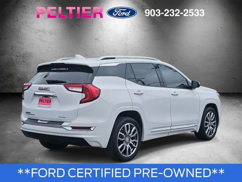 Used 2024 GMC Terrain Denali w/ Denali Premium Package image 6