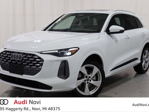 New 2025 Audi Q5 Premium Plus image 1