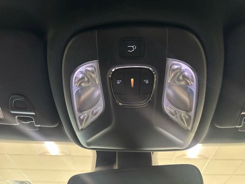 Used 2024 Jeep Compass Trailhawk w/ Trailhawk Elite Group image 26