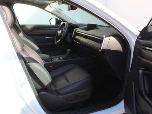 Certified 2025 MAZDA CX-50 AWD 2.5 Hybrid w/ Premium Pkg image 41