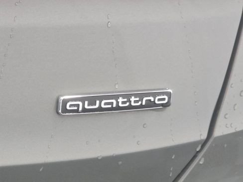 Certified 2025 Audi Q3 2.0T Premium w/ Convenience Package image 33