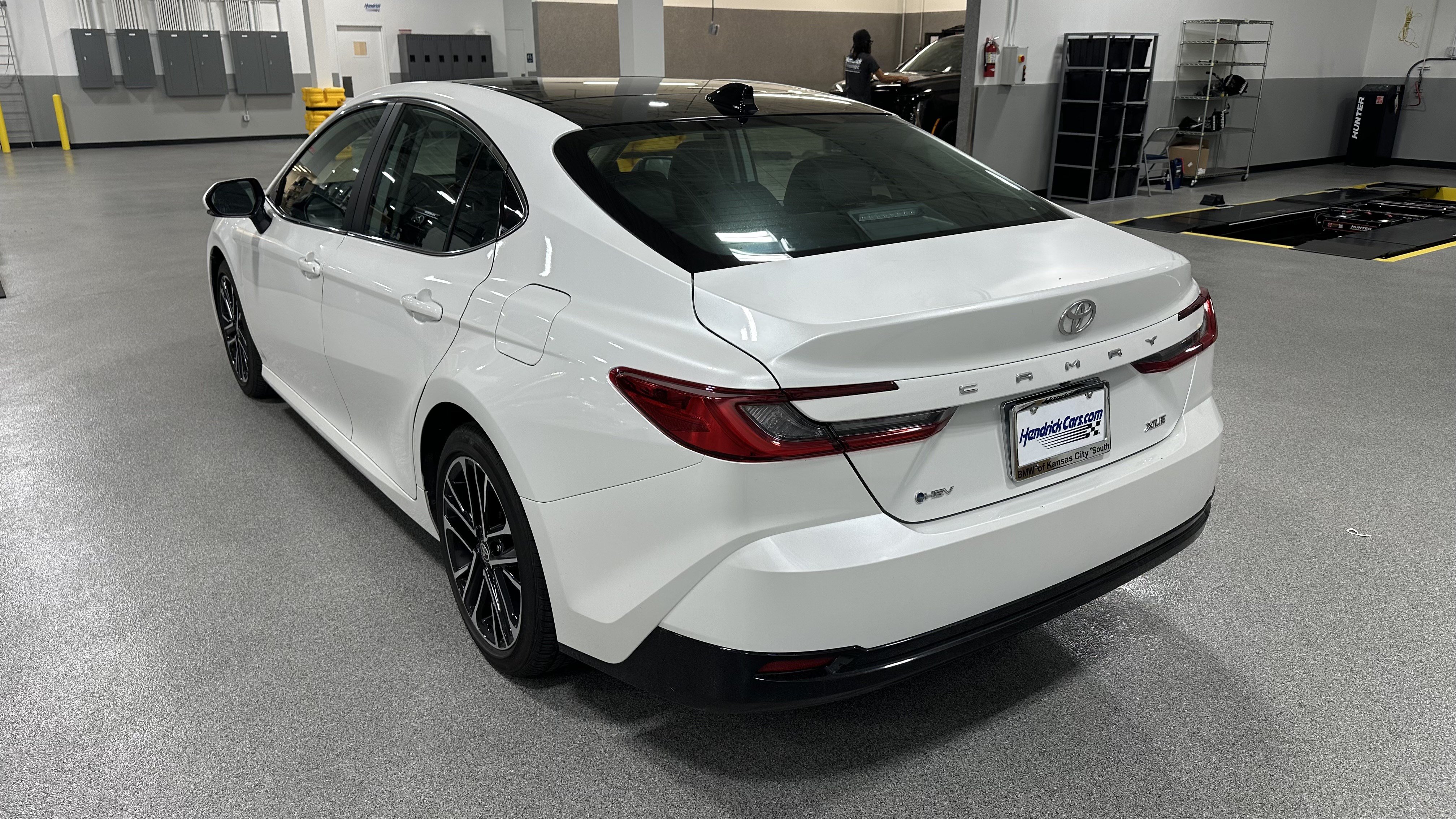 Used 2026 Toyota Camry XLE FWD image 8