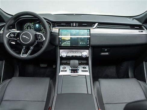 New 2026 Jaguar F-PACE R-Dynamic S AWD/4WD image 18
