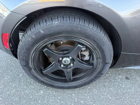 Used 2017 MAZDA MX-5 Miata RF Grand Touring RWD image 33