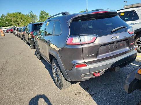 Used 2020 Jeep Cherokee Trailhawk w/ Cold Weather Group AWD/4WD image 11