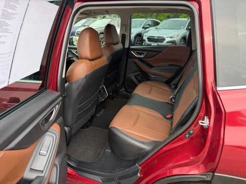 Used 2024 Subaru Forester Touring AWD/4WD image 9