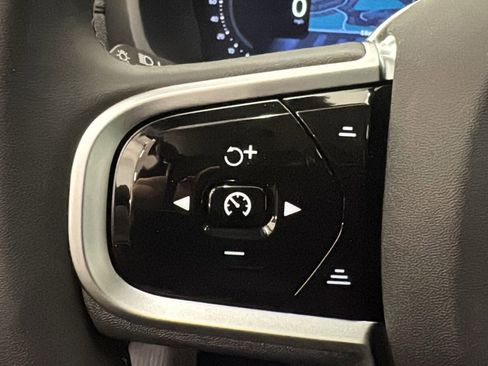 New 2026 Volvo XC90 T8 Plus w/ Protection Package Premier image 13