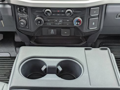 New 2026 Ford F350 XL w/ XL Chrome Package AWD/4WD image 18