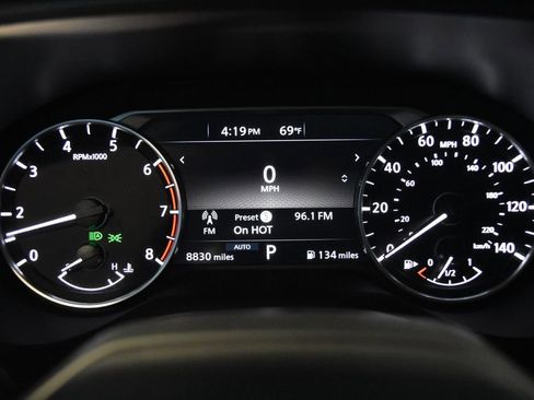 Used 2025 Nissan Rogue SV image 19