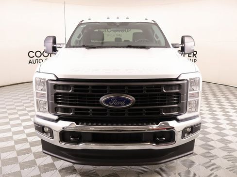 Used 2025 Ford F350 XL image 8