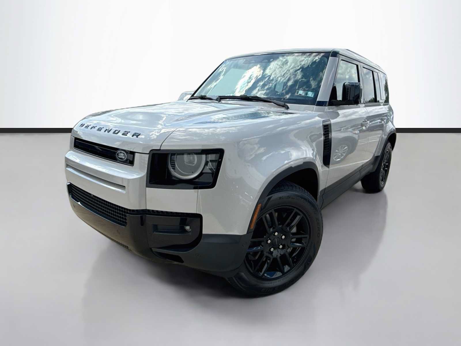 New 2026 Land Rover Defender 110 S AWD/4WD image 1