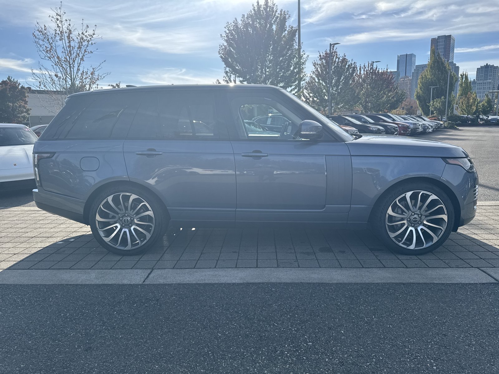 Used 2020 Land Rover Range Rover AWD/4WD image 5