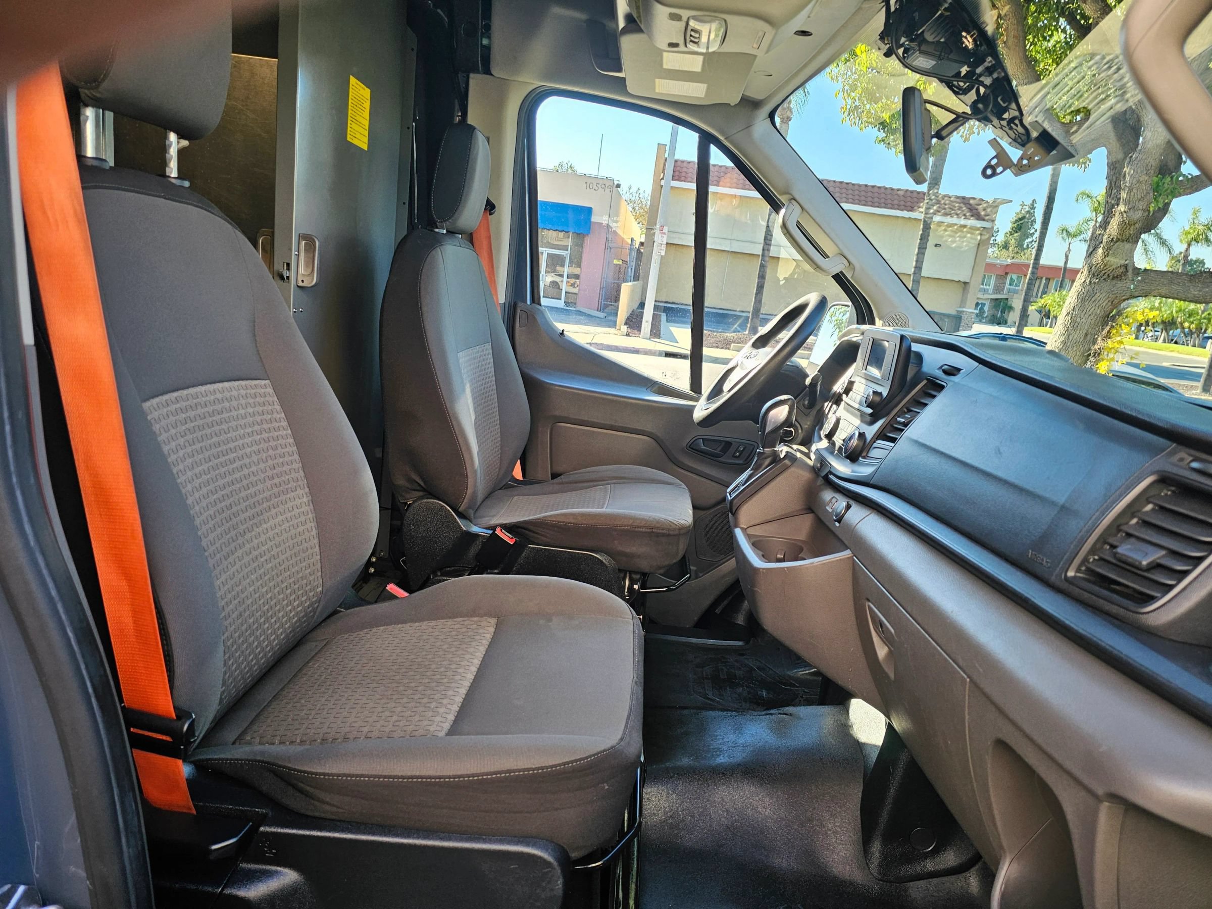 Used 2020 Ford Transit 250 148 High Roof Extended RWD image 20
