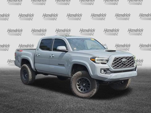 Used 2021 Toyota Tacoma TRD Sport w/ TRD Premium Sport Package AWD/4WD image 2