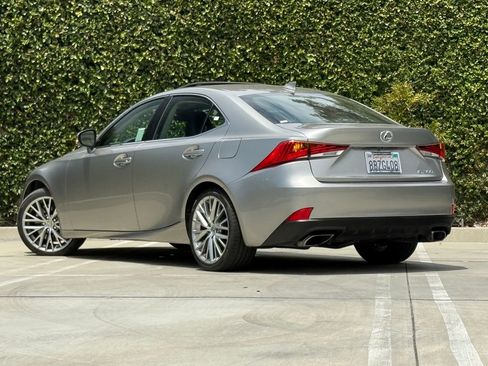 Used 2018 Lexus IS 300 w/ Accessory Package RWD image 2