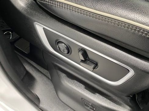 Used 2023 RAM 1500 Laramie image 19