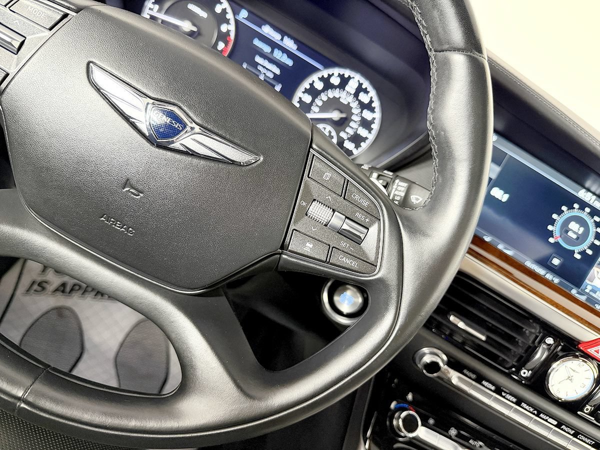 Used 2019 Genesis G90 3.3T Premium AWD/4WD image 63