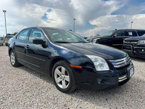Used 2008 Ford Fusion SE FWD image 1