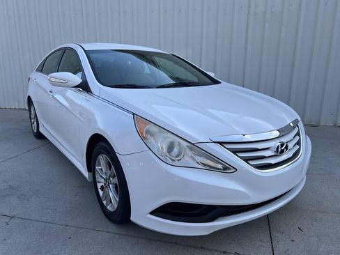 Used 2014 Hyundai Sonata GLS w/ Popular Equipment Group 2 FWD image 1
