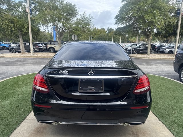 Used 2019 Mercedes-Benz E 300 image 3