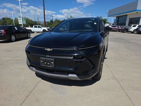 Used 2024 Chevrolet Equinox EV LT FWD image 1