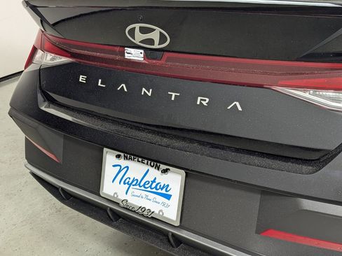 Certified 2026 Hyundai Elantra Sport FWD image 9
