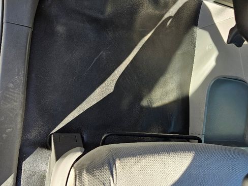 Used 2016 Toyota Sienna L image 23